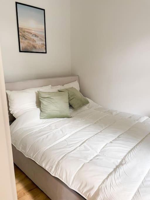 +Stadtruhe+ Niedliche Appartment Mit Garten 鲁纳 外观 照片
